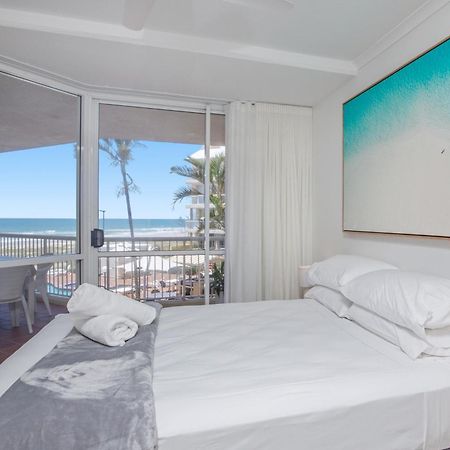 גולד קוסט Crystal Beachfront Apartments מראה חיצוני תמונה