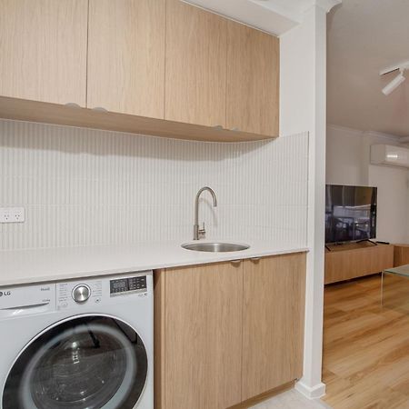 גולד קוסט Crystal Beachfront Apartments מראה חיצוני תמונה