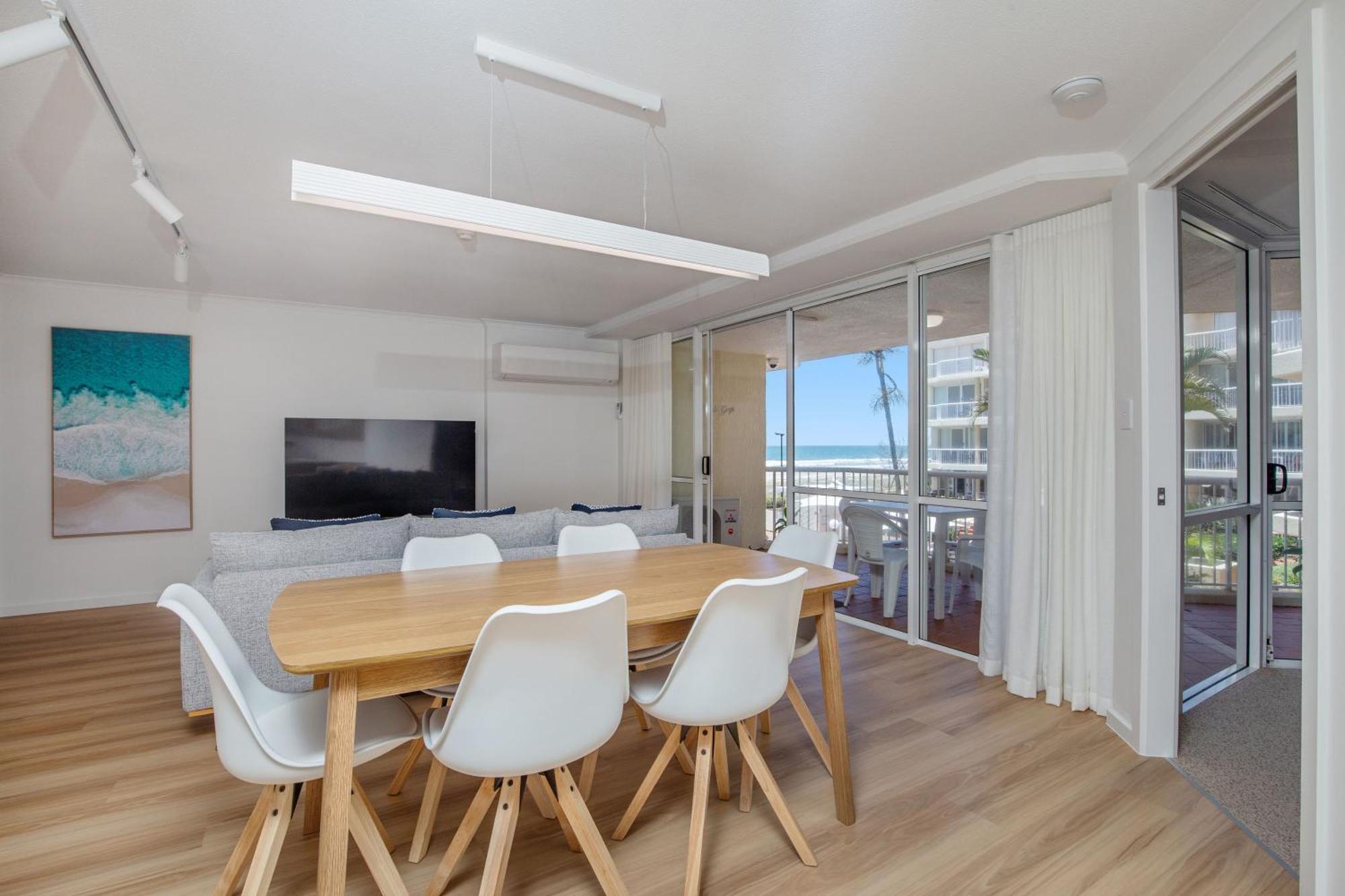 גולד קוסט Crystal Beachfront Apartments מראה חיצוני תמונה