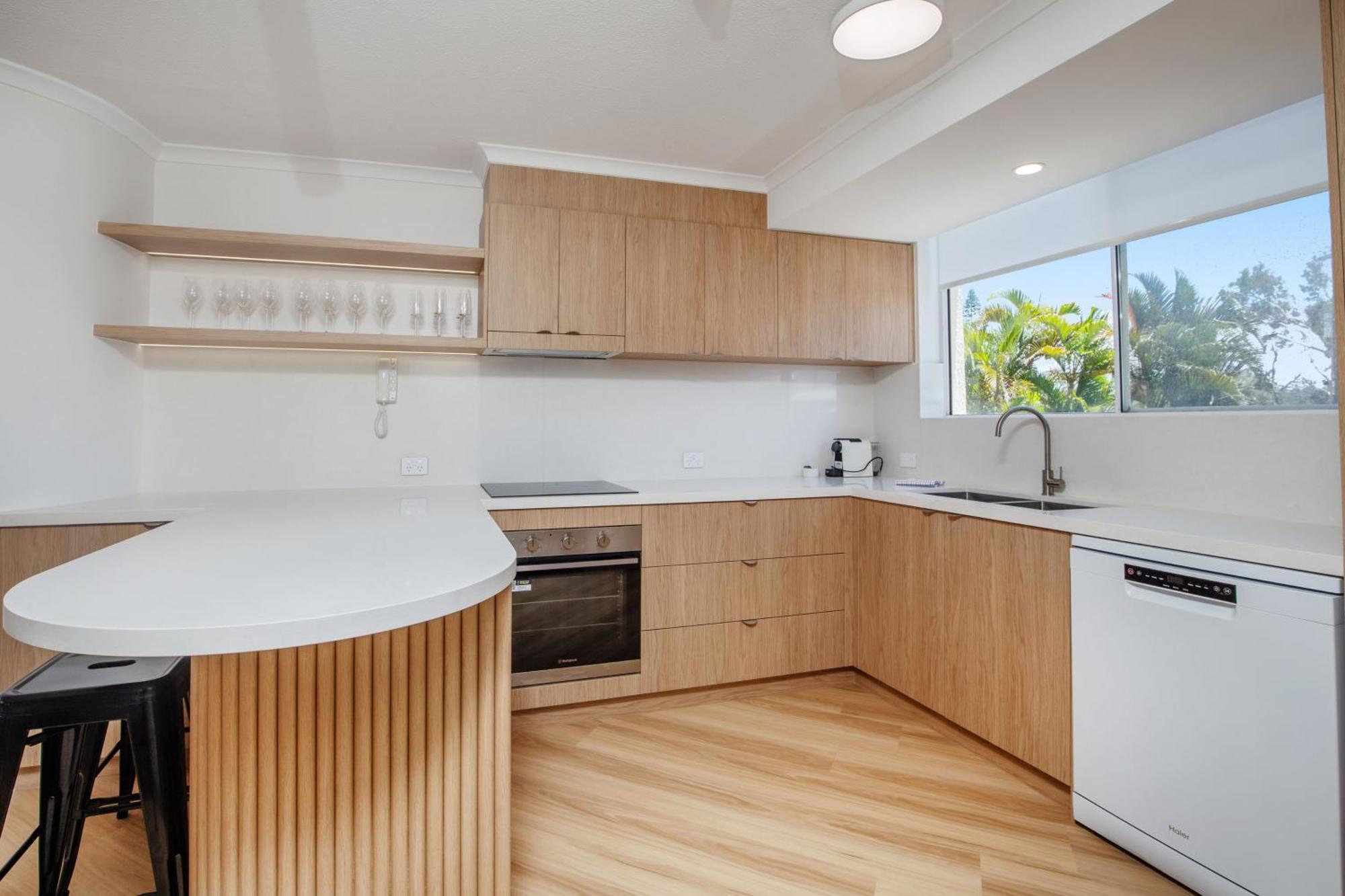גולד קוסט Crystal Beachfront Apartments מראה חיצוני תמונה
