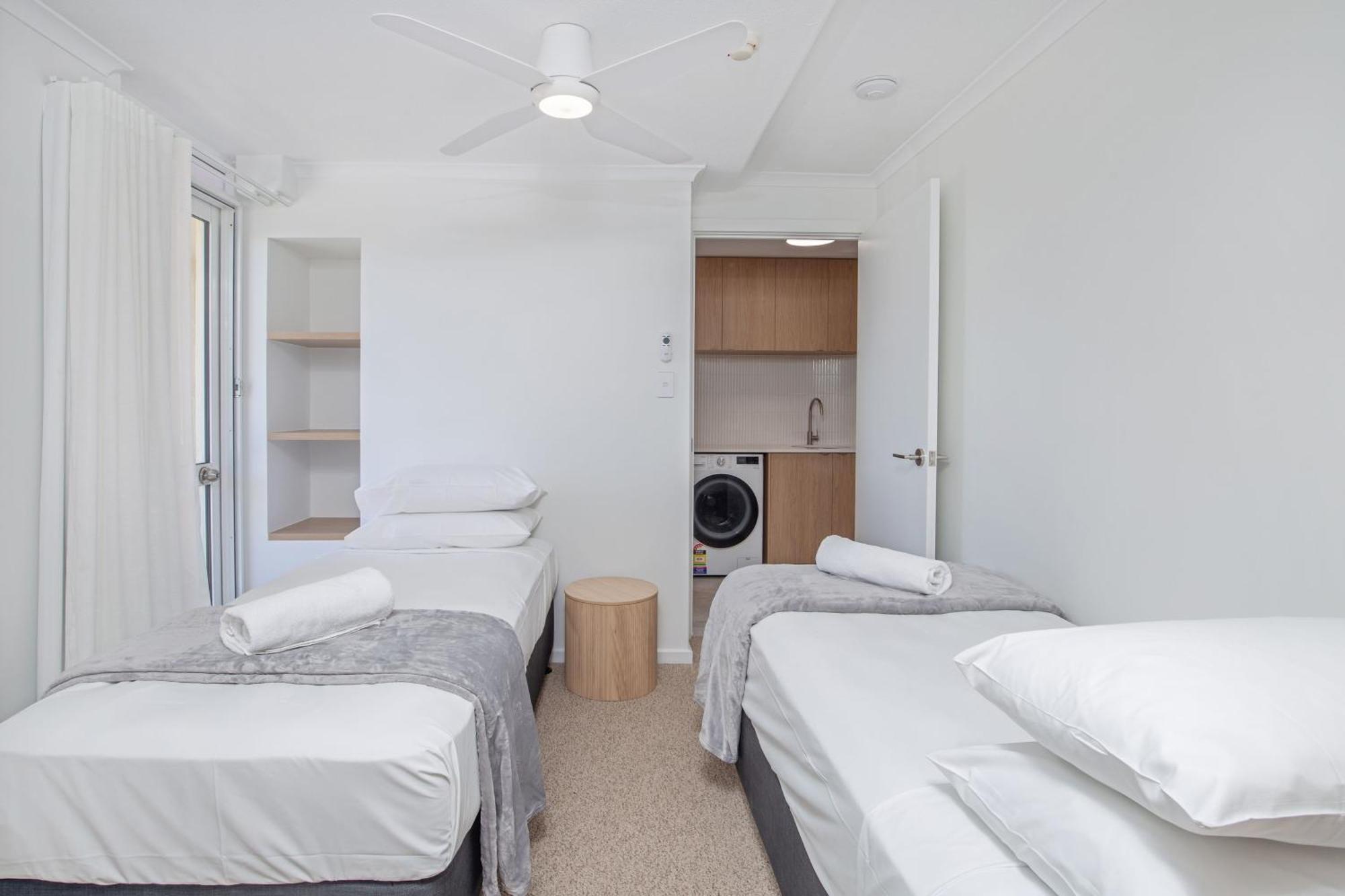 גולד קוסט Crystal Beachfront Apartments מראה חיצוני תמונה