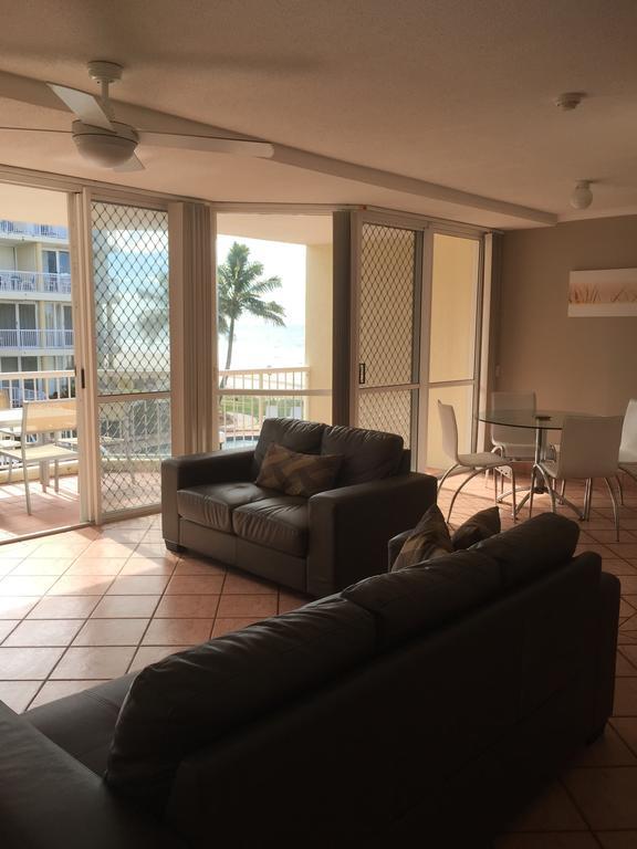 גולד קוסט Crystal Beachfront Apartments מראה חיצוני תמונה
