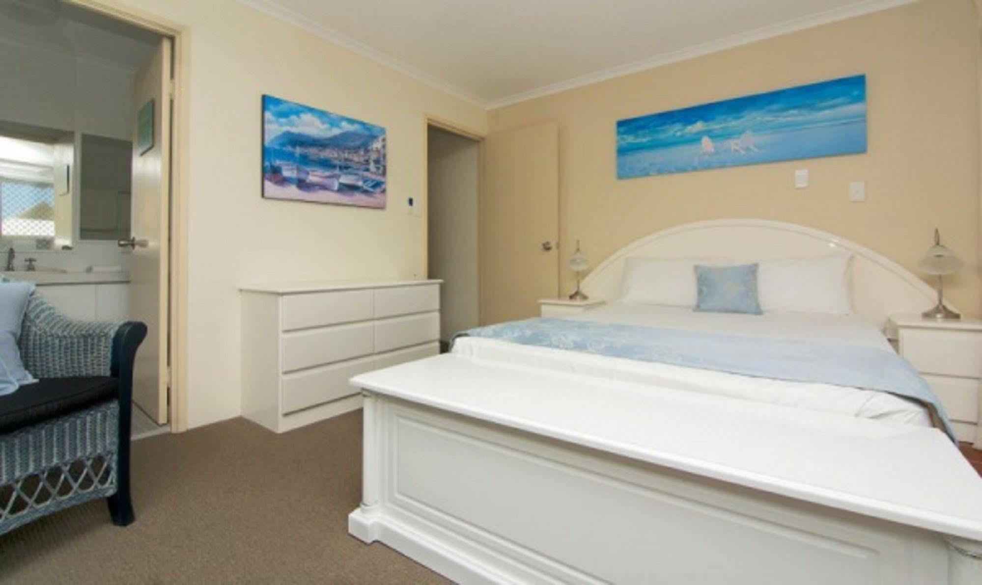 גולד קוסט Crystal Beachfront Apartments מראה חיצוני תמונה