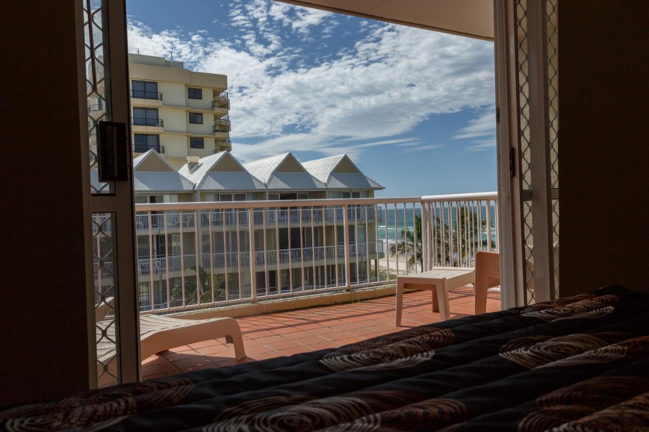 גולד קוסט Crystal Beachfront Apartments מראה חיצוני תמונה